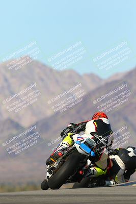 media/Jan-13-2024-SoCal Trackdays (Sat) [[9c032fe5aa]]/Turn 9 Backside (110pm)/